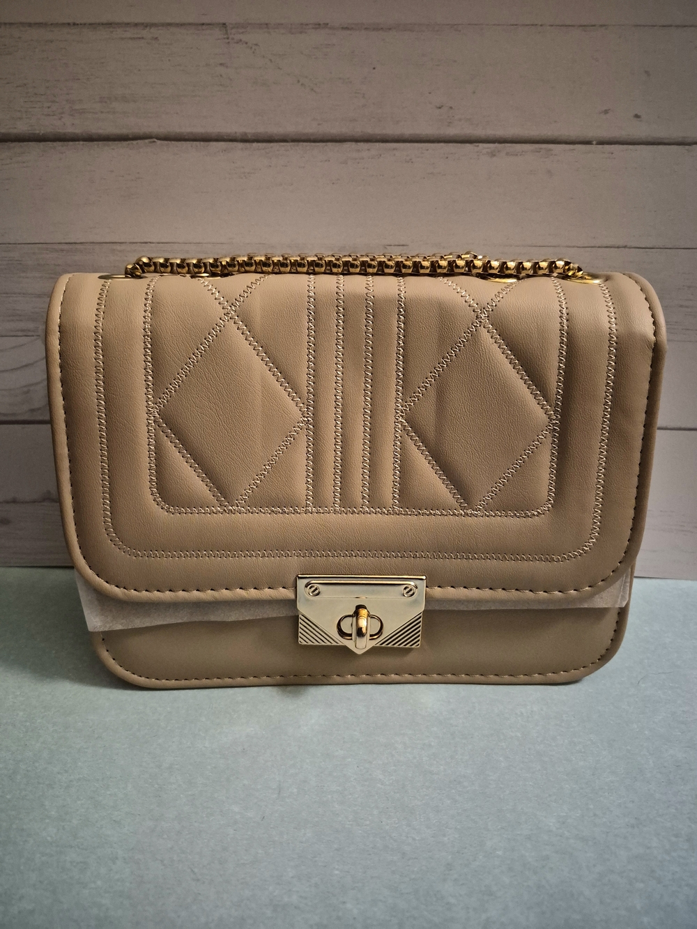Women’s Quilted Chain Shoulder Bag in Beige